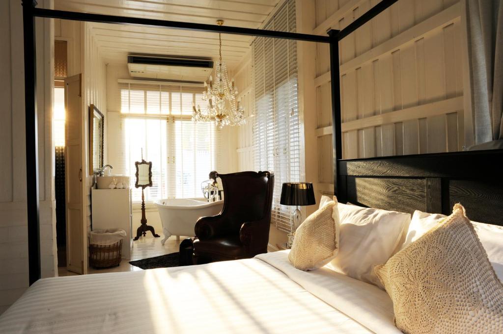 The Hen Hua Hin Hotel Szoba fotó